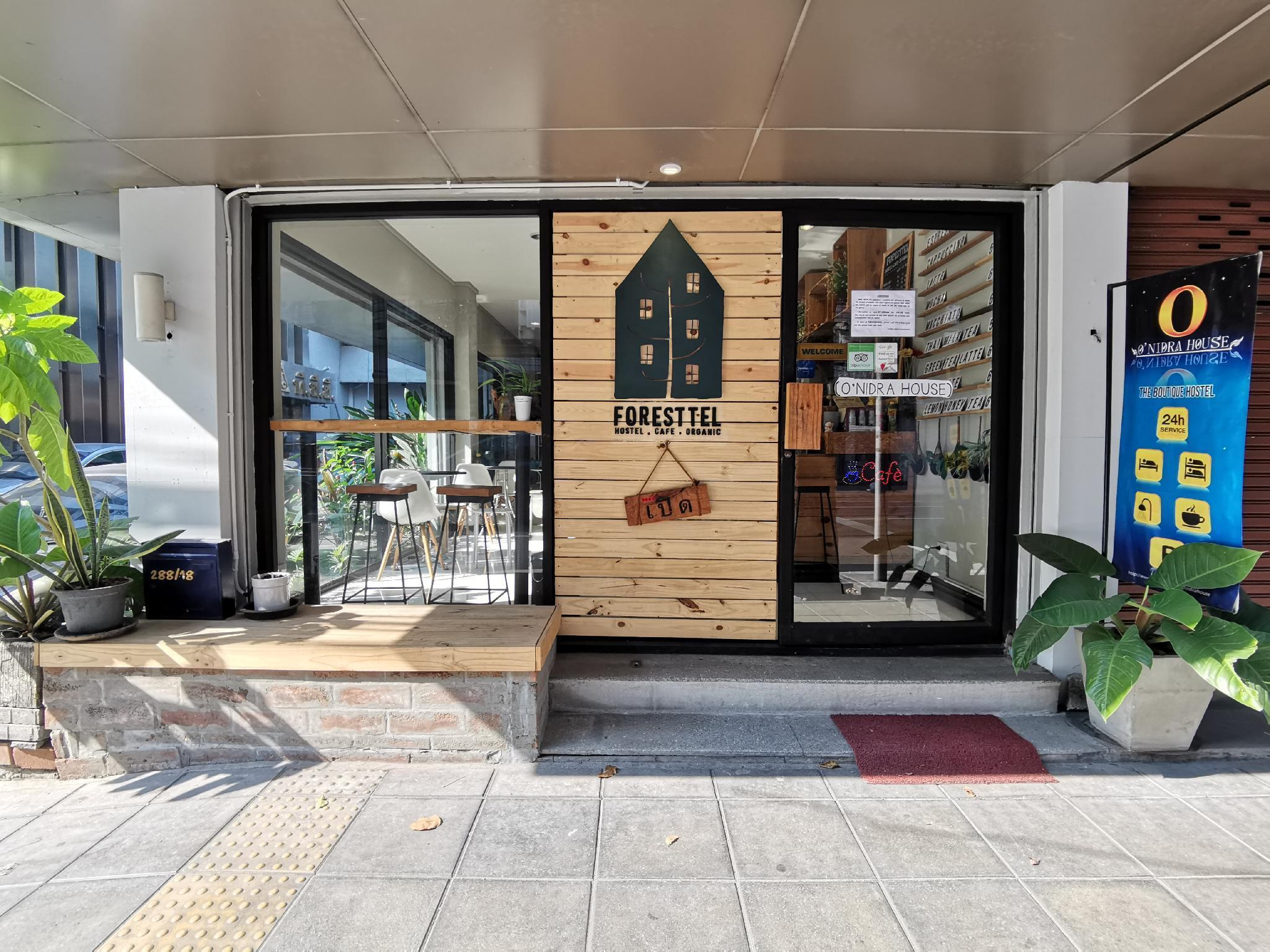 Foresttel.Bkk Banguecoque Exterior foto