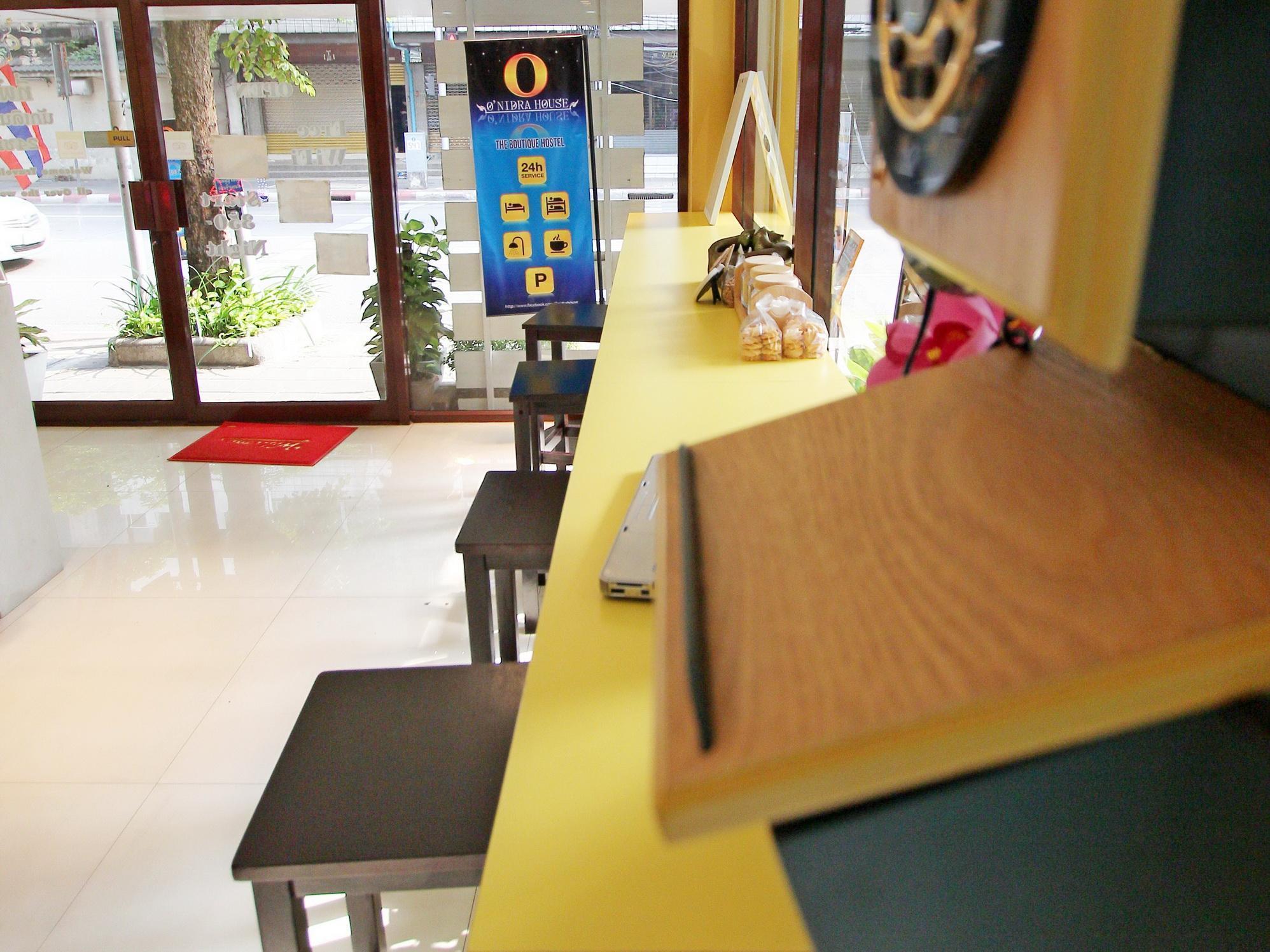 Foresttel.Bkk Banguecoque Exterior foto