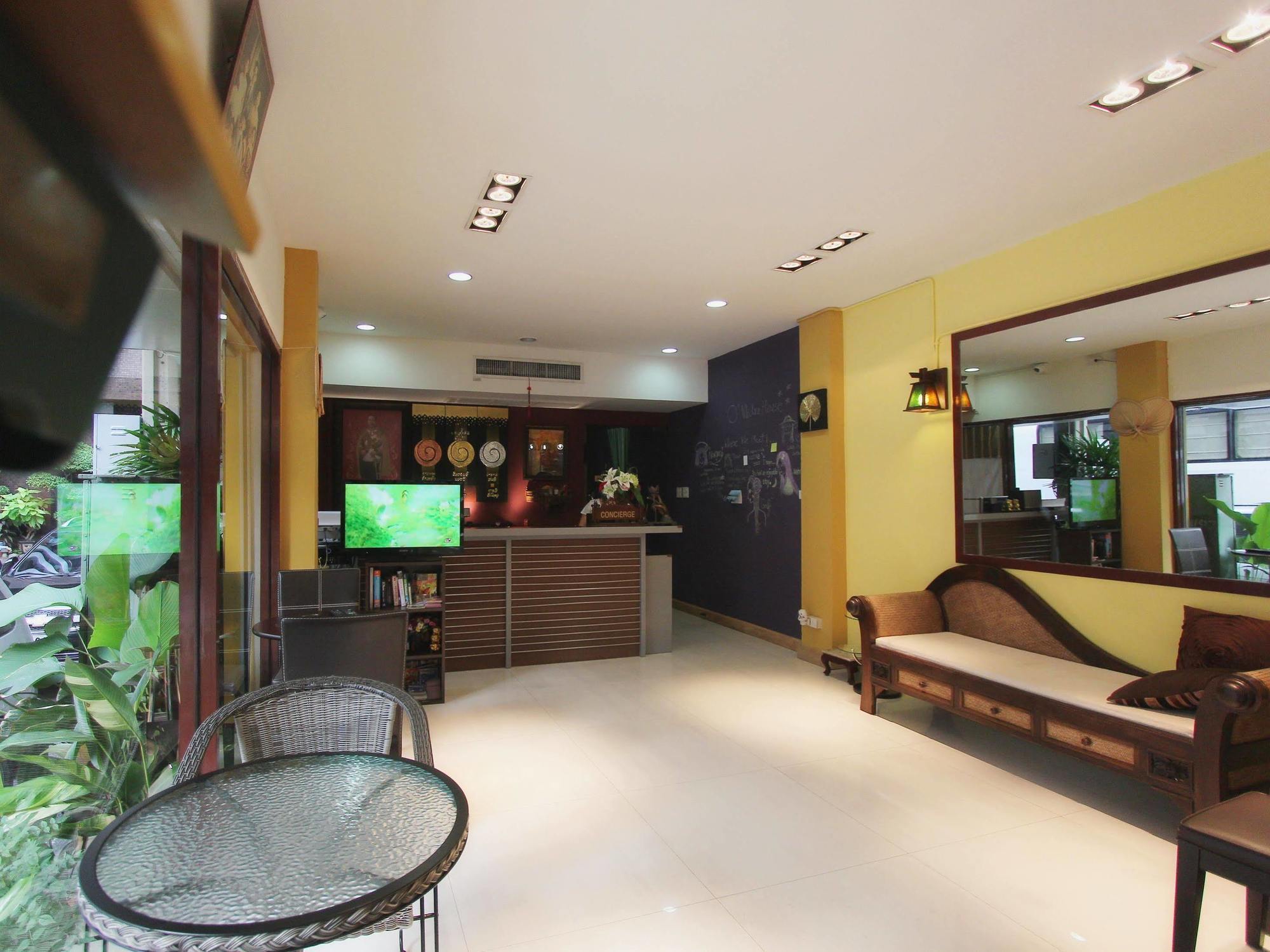 Foresttel.Bkk Banguecoque Exterior foto