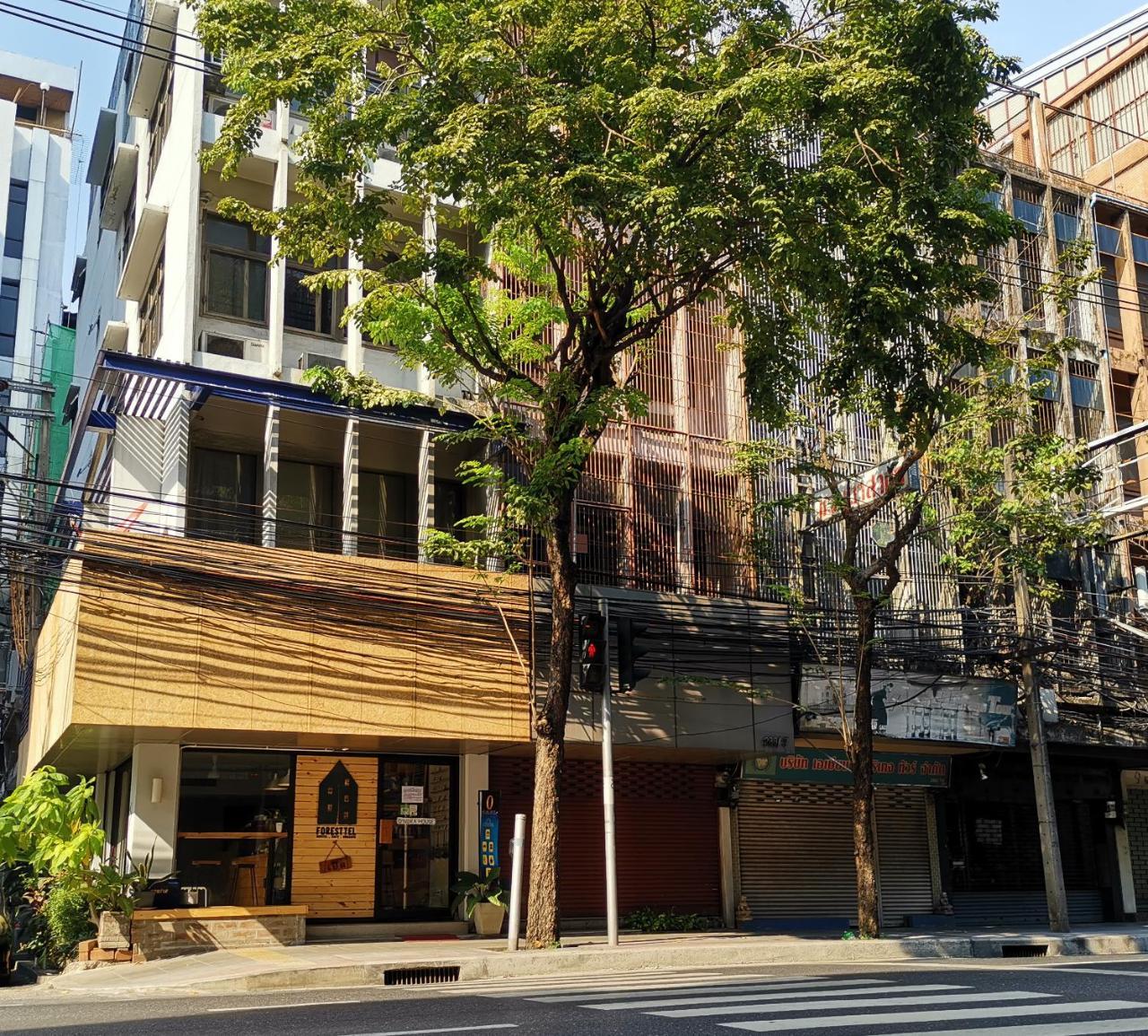 Foresttel.Bkk Banguecoque Exterior foto